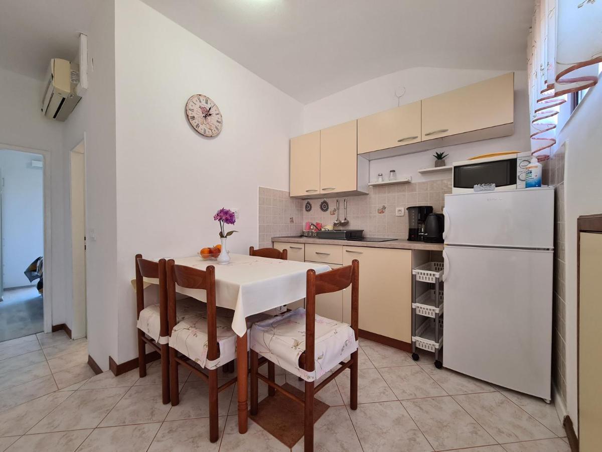 Apartments Slavko 1179 반졸레 외부 사진